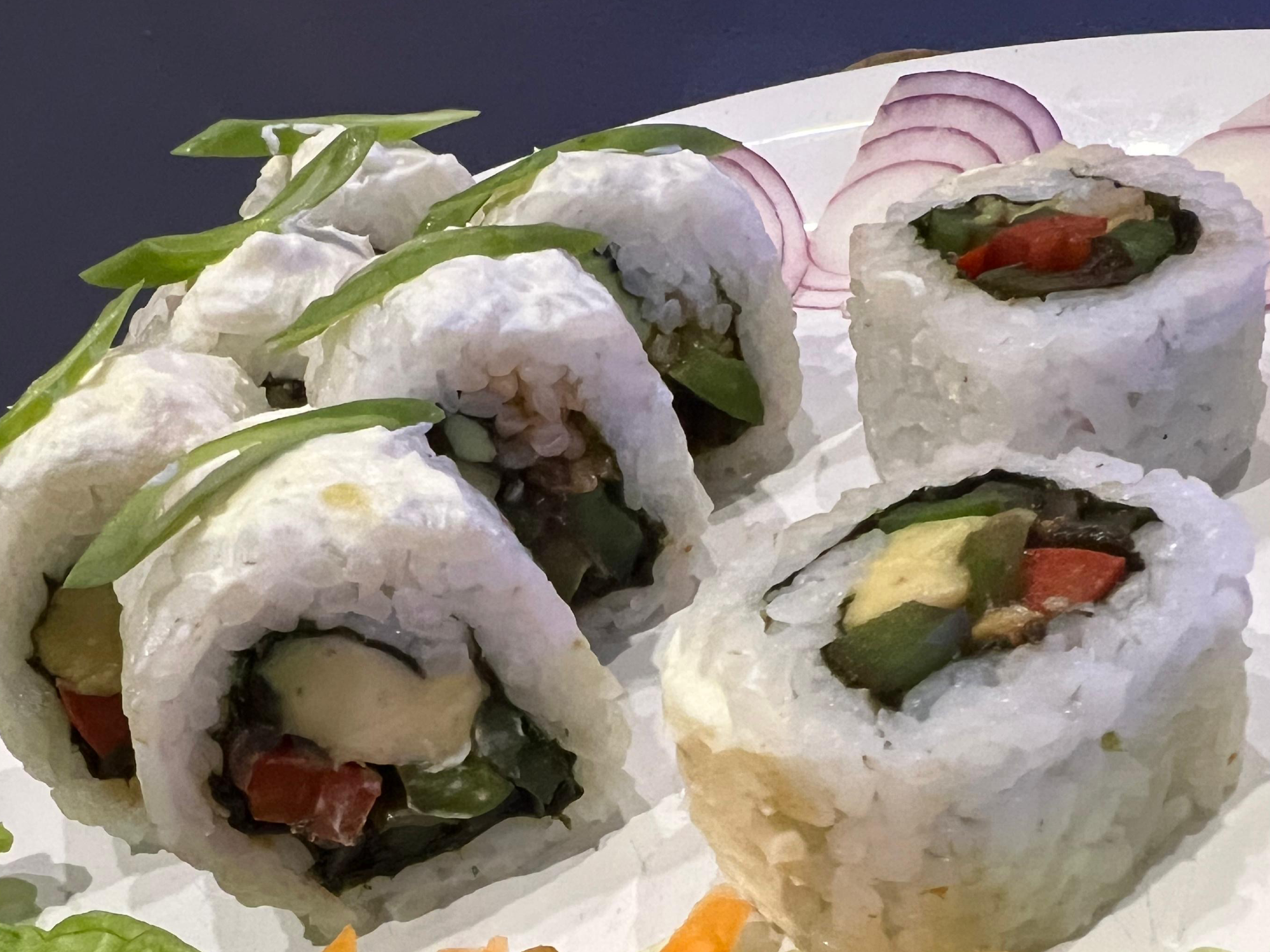 CHOP SUEY - Relleno de vegetales salteados, palta.