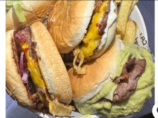 Balde 2 hamburguesero ahora son 5 burgers