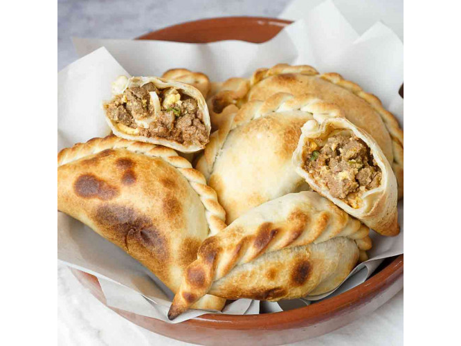 EMPANADA SALTEÑA DE CARNE