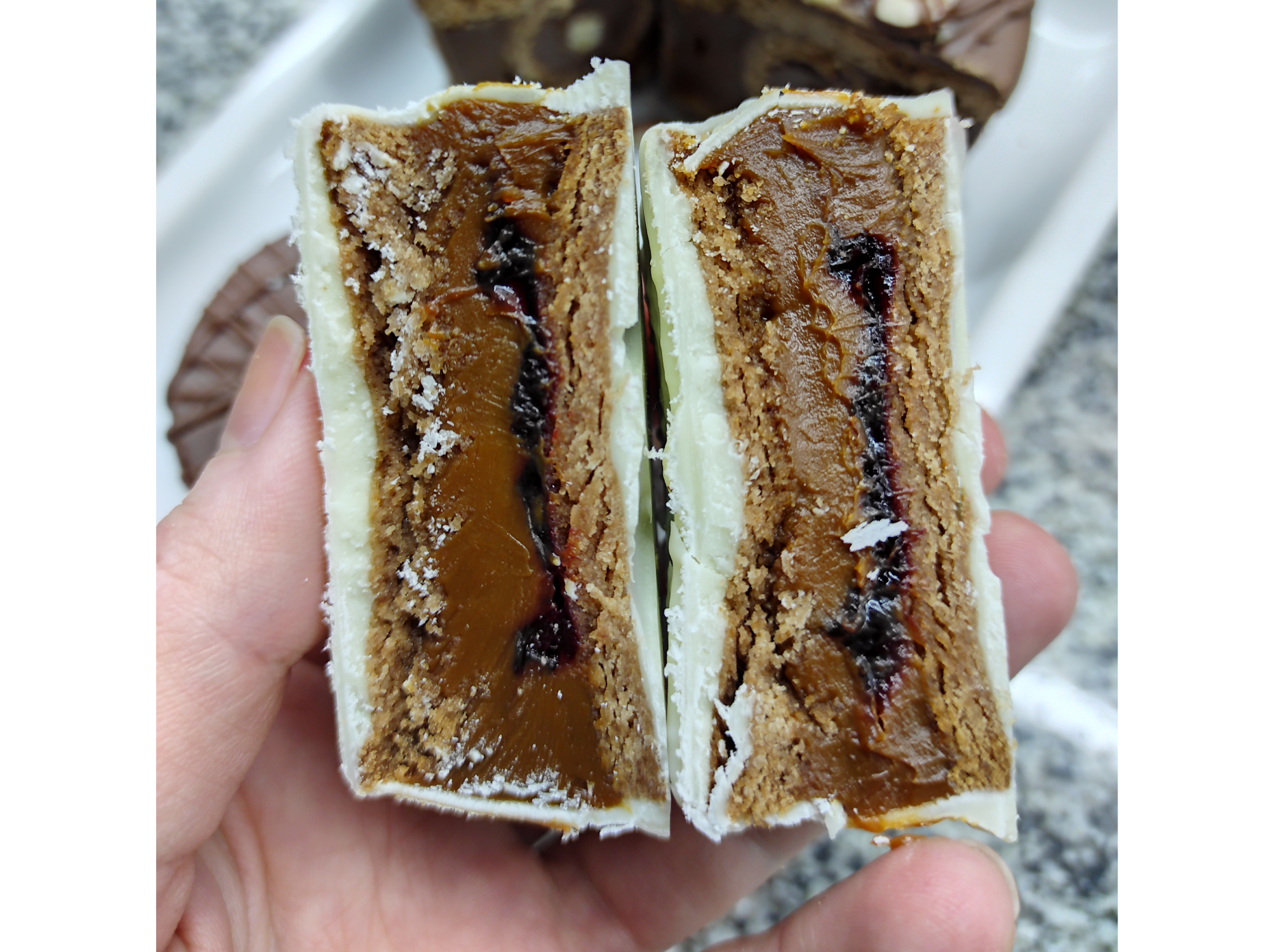 Alfajor de frutos rojos