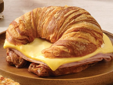 Medialunas rellena de jamón y queso