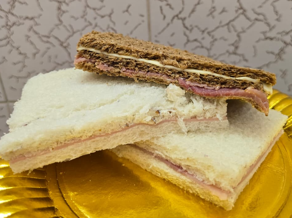 Miga: Salame y Queso