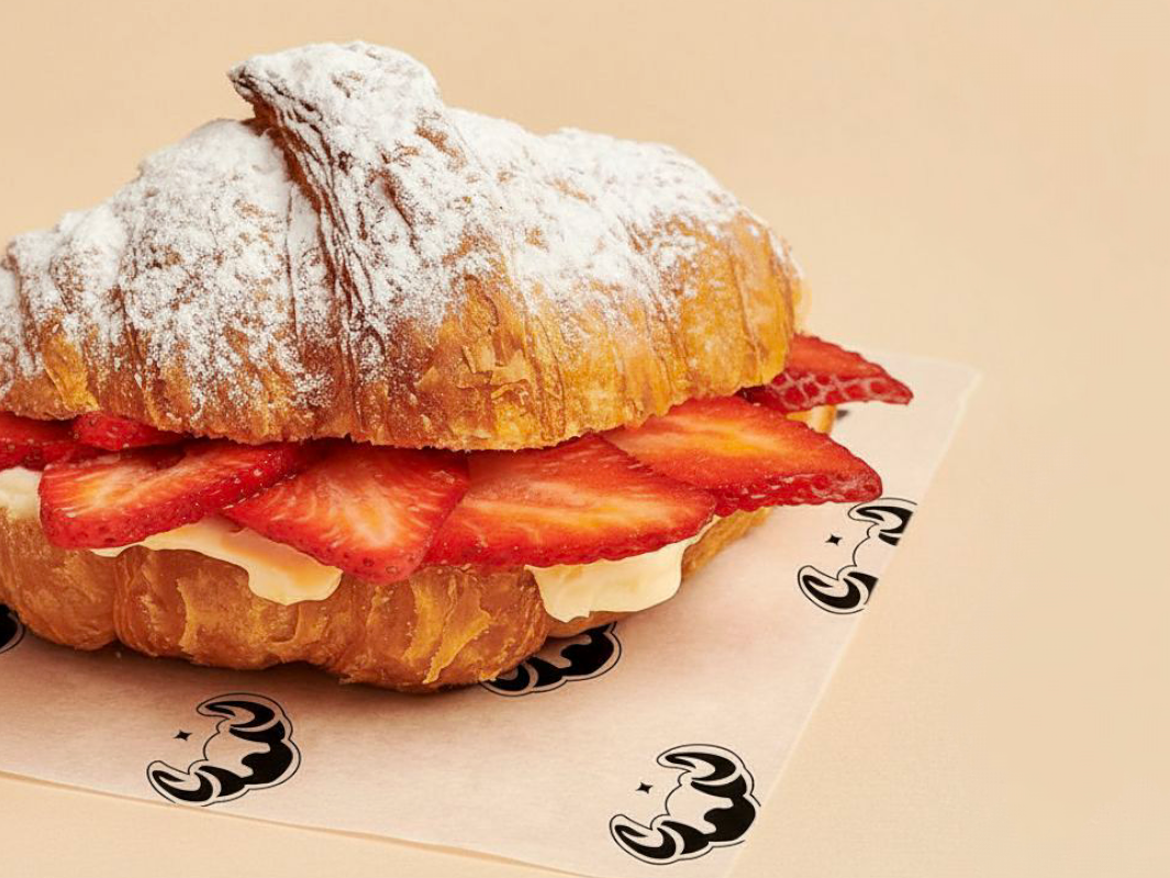 Croissant de Frutillas y Crema