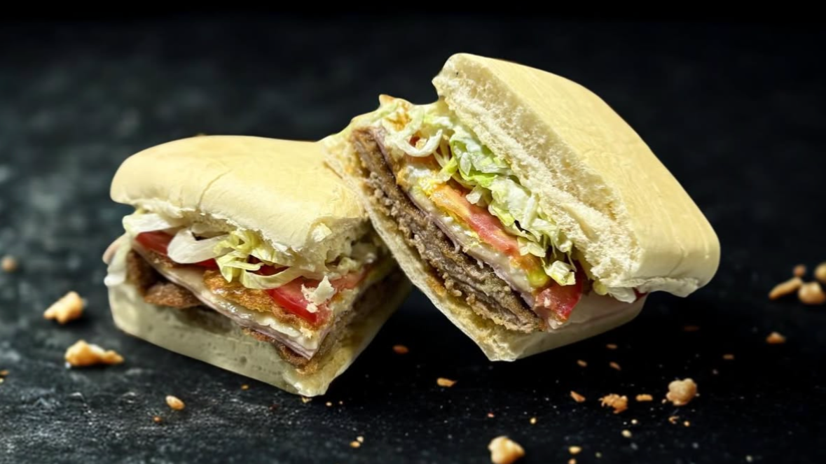 SANDWICH DE MILA