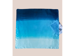 Pañuelo Celeste en degrade