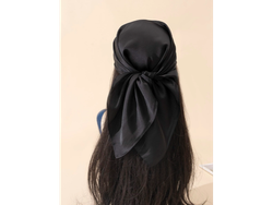 Pañuelo de Seda Minimalista Negro