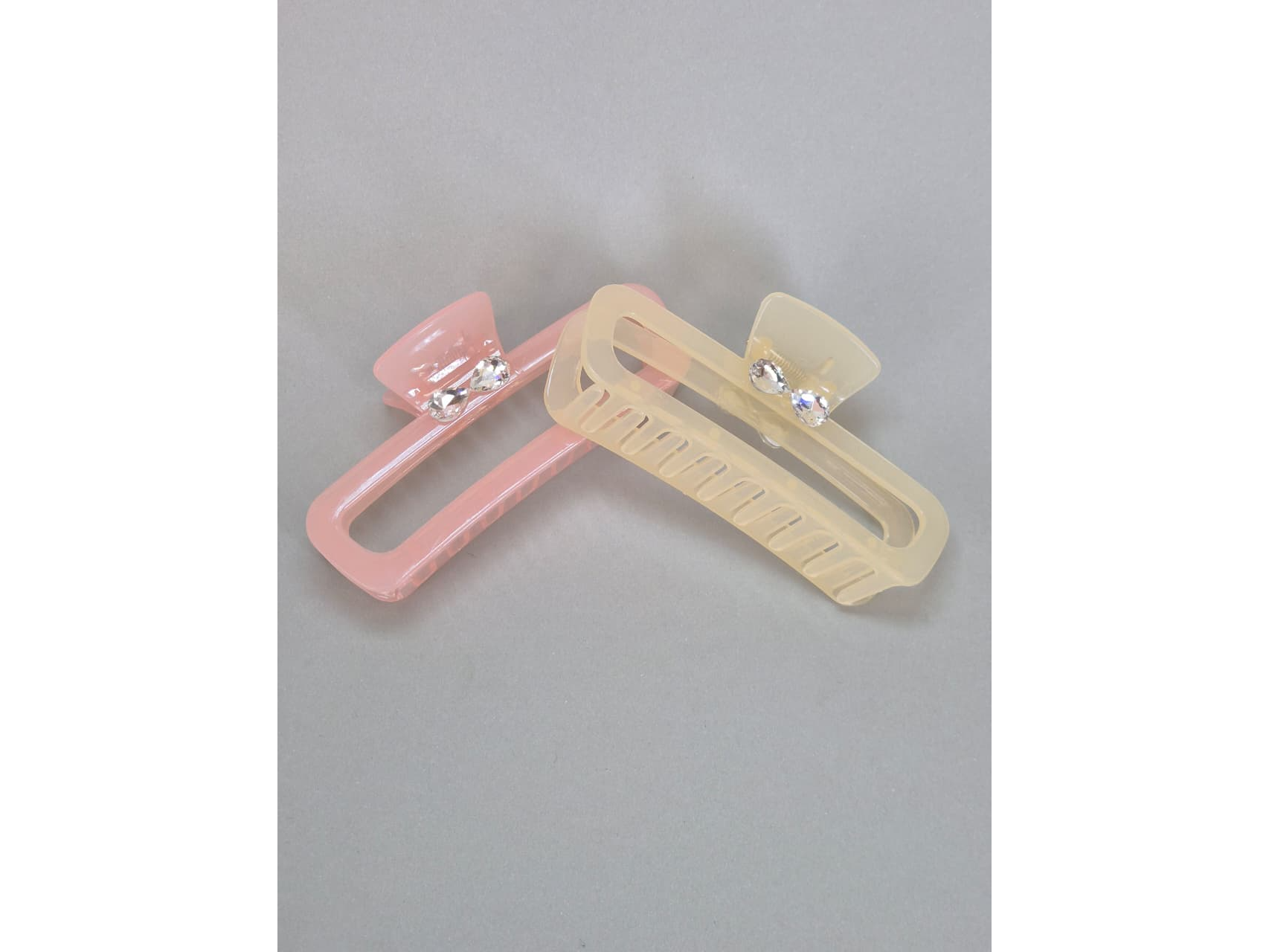 BROCHES PARA EL CABELLO (COLOR ROSA Y  MCN-04648