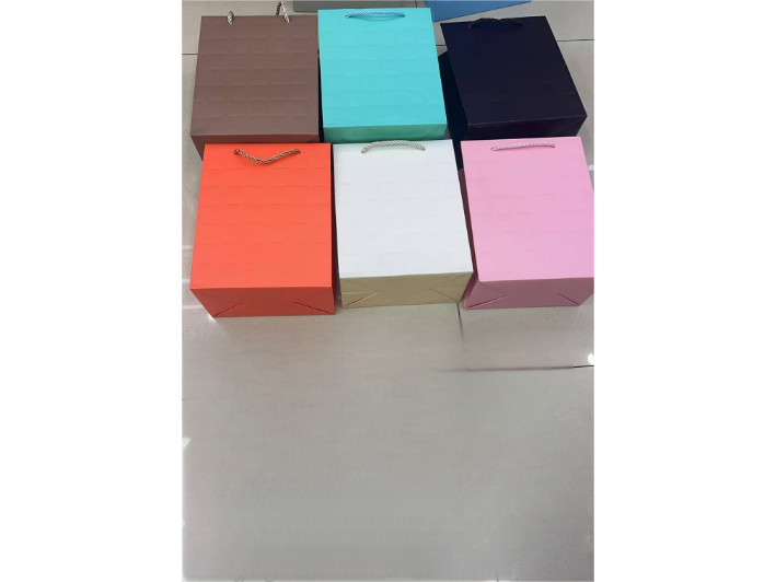 M  BOLSA DE REGALO  CON TAPA  MCN-03583