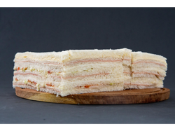 1 DOC. SAND. MIGA Triang,  JAMÓN COCIDOSURT.