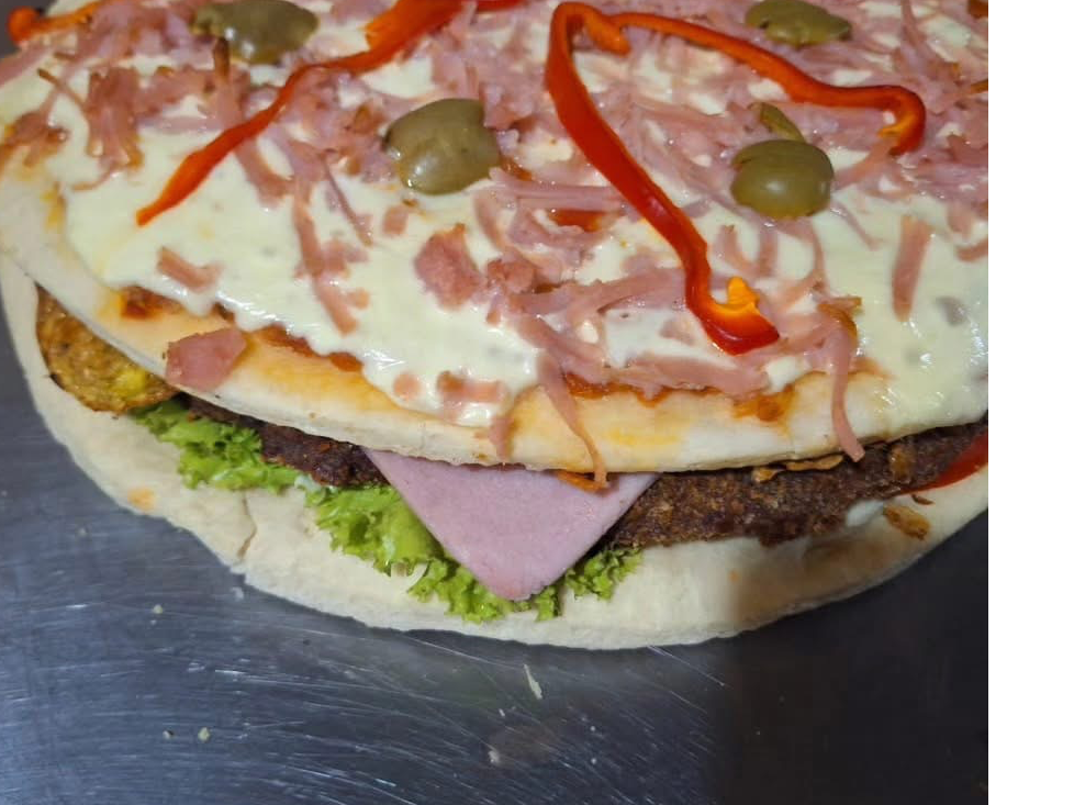 1/2 Hamburpizza