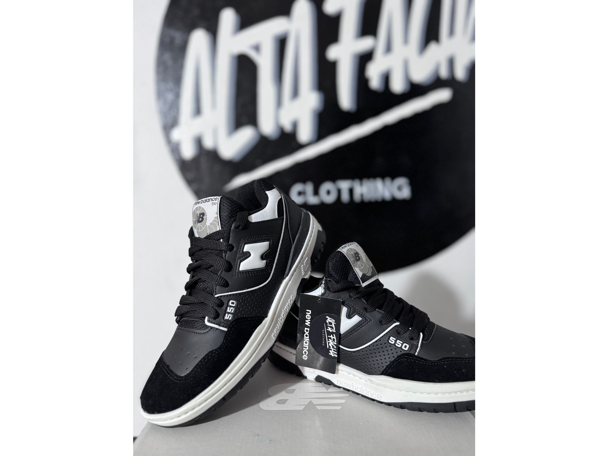 NEW BALANCE 550 Preto/Branco