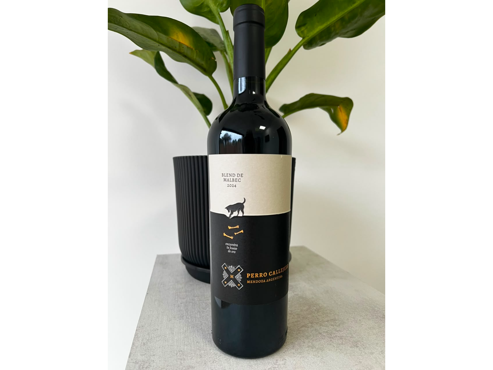 Vino Perro Callejero -Blend Malbec