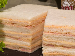 Jamón palmitos y salsa golf