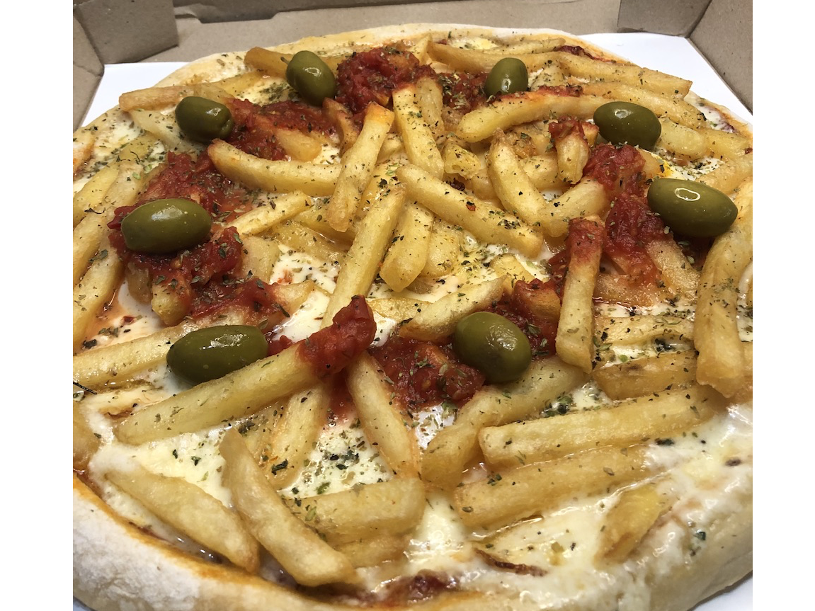 Huevo frito con papas fritas