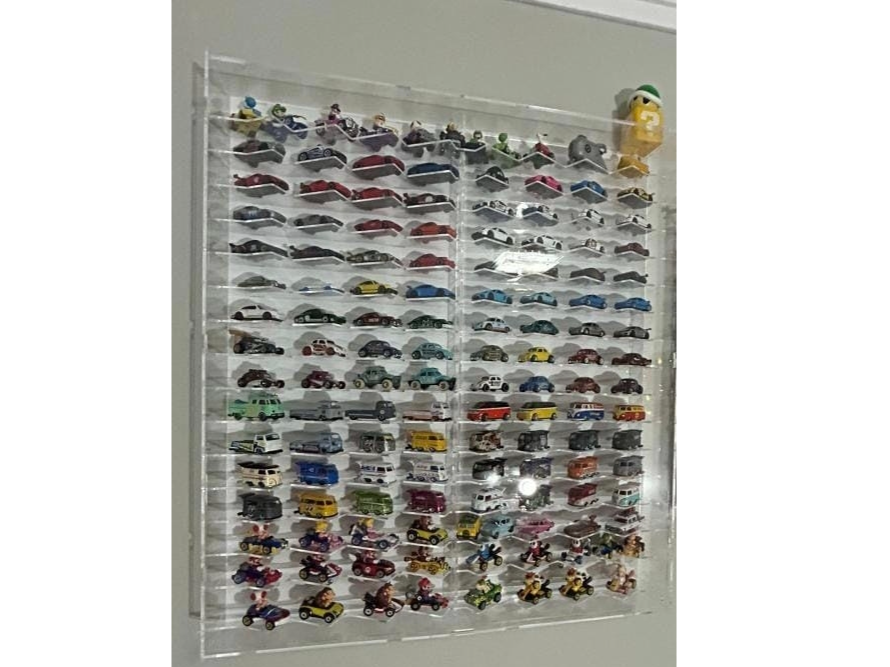 Para 128 autos escala 1:64 de acrílico