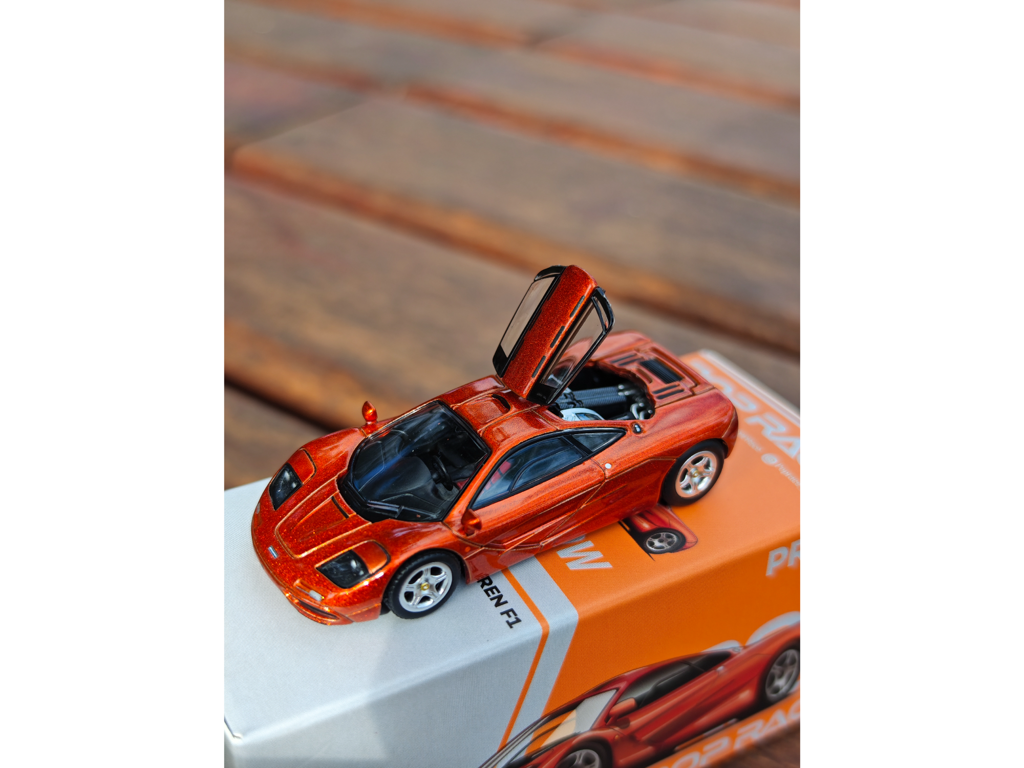 Mclaren F1 naranja