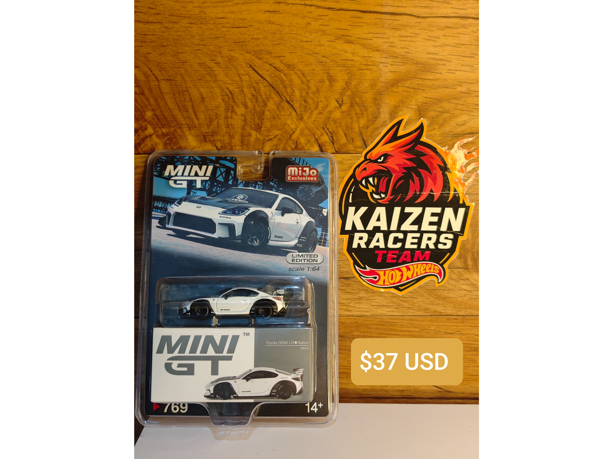 Toyota GR86 LBWK blanco