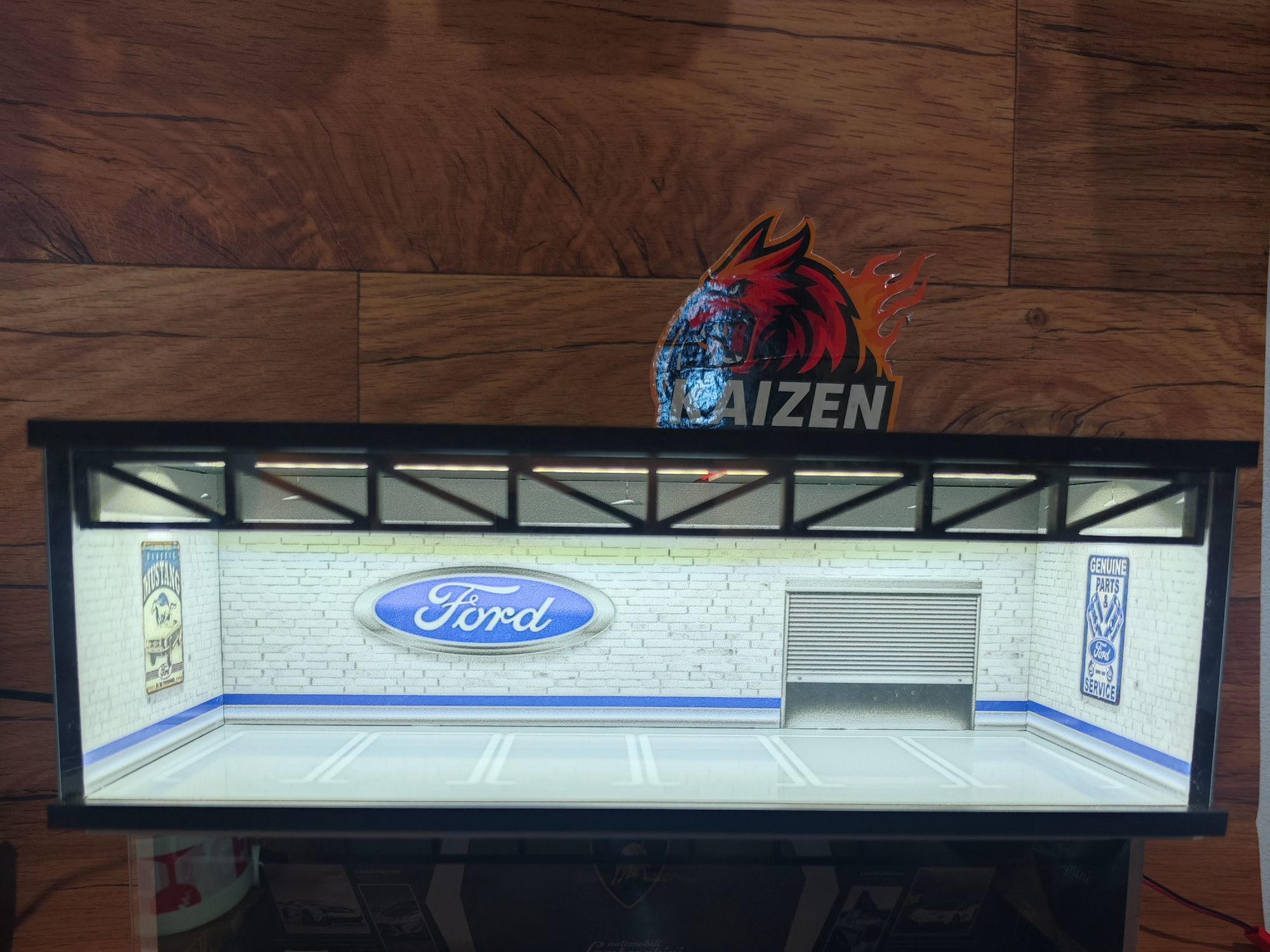 Diorama Ford garage