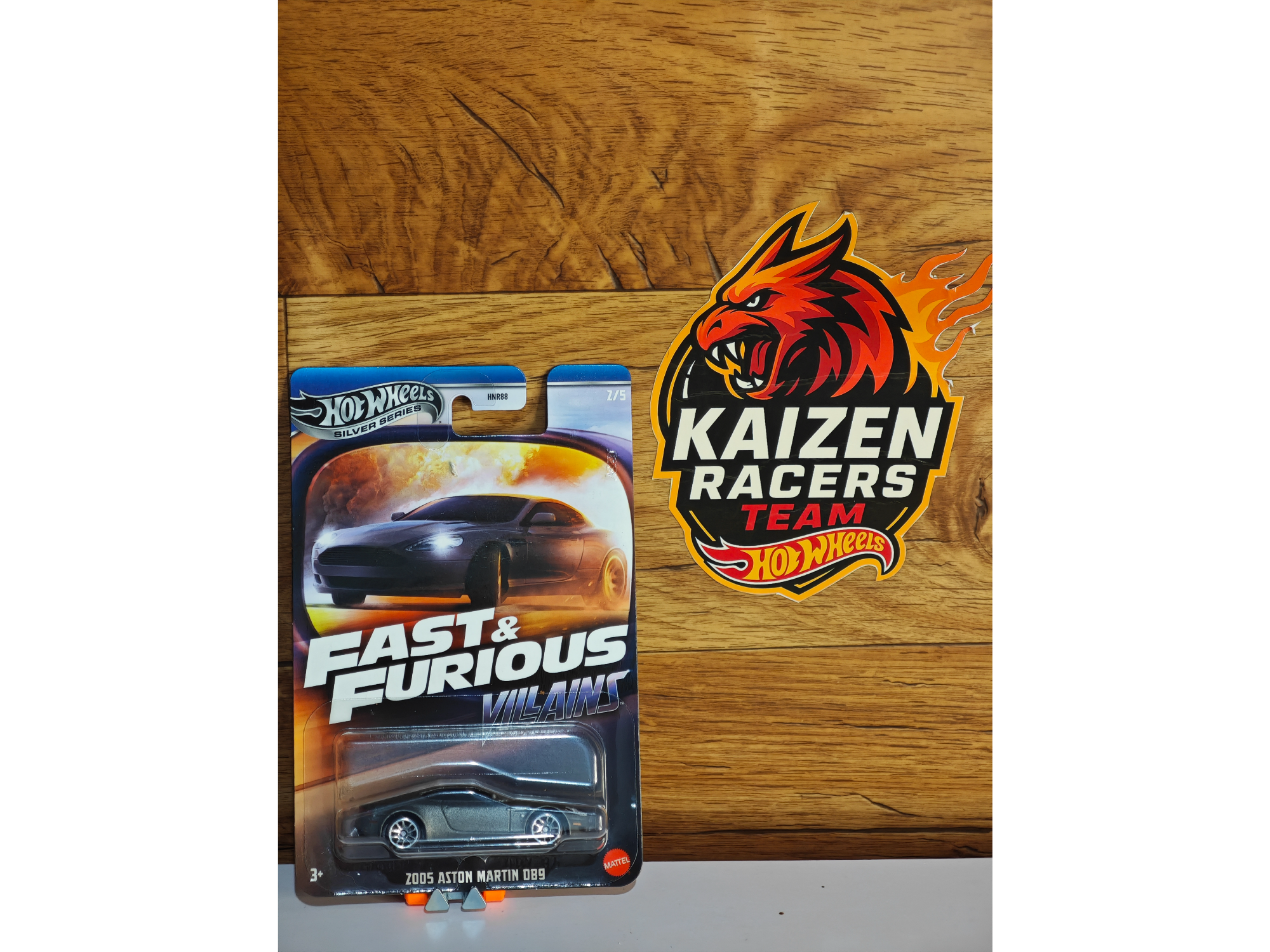 Aston Martin DB9 2005