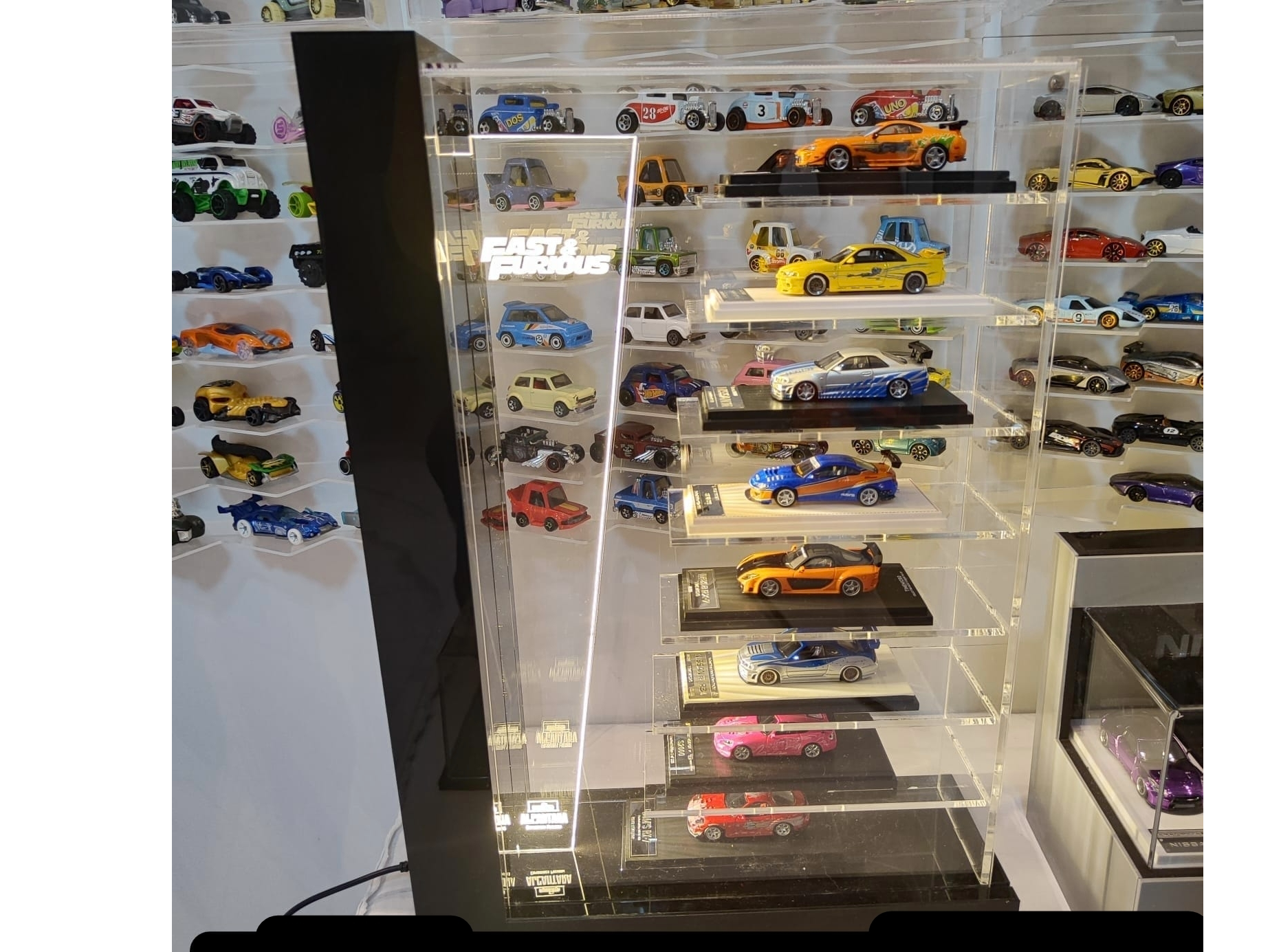 Expositor de 8 pisos personalizados a gusto