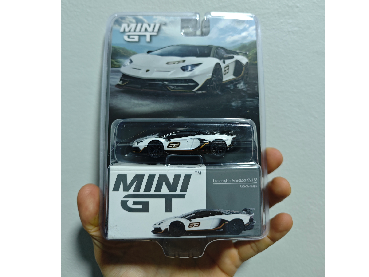 Lamborghini Aventador SVJ 63