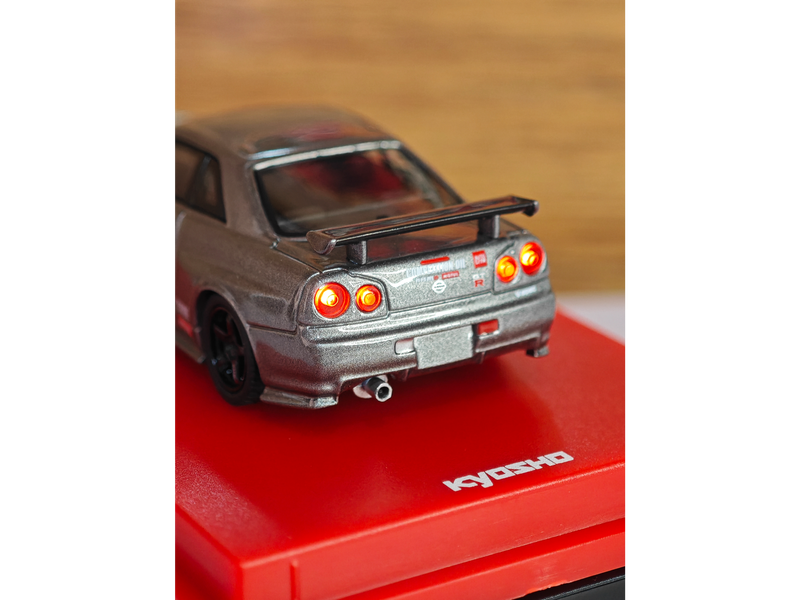 Gt R R34 Base Kaizen Racers 1:64 | Nissan Skyline GT-R R34 Nismo + Base