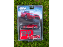 Nissan Skyline R34 V-Spec rojo