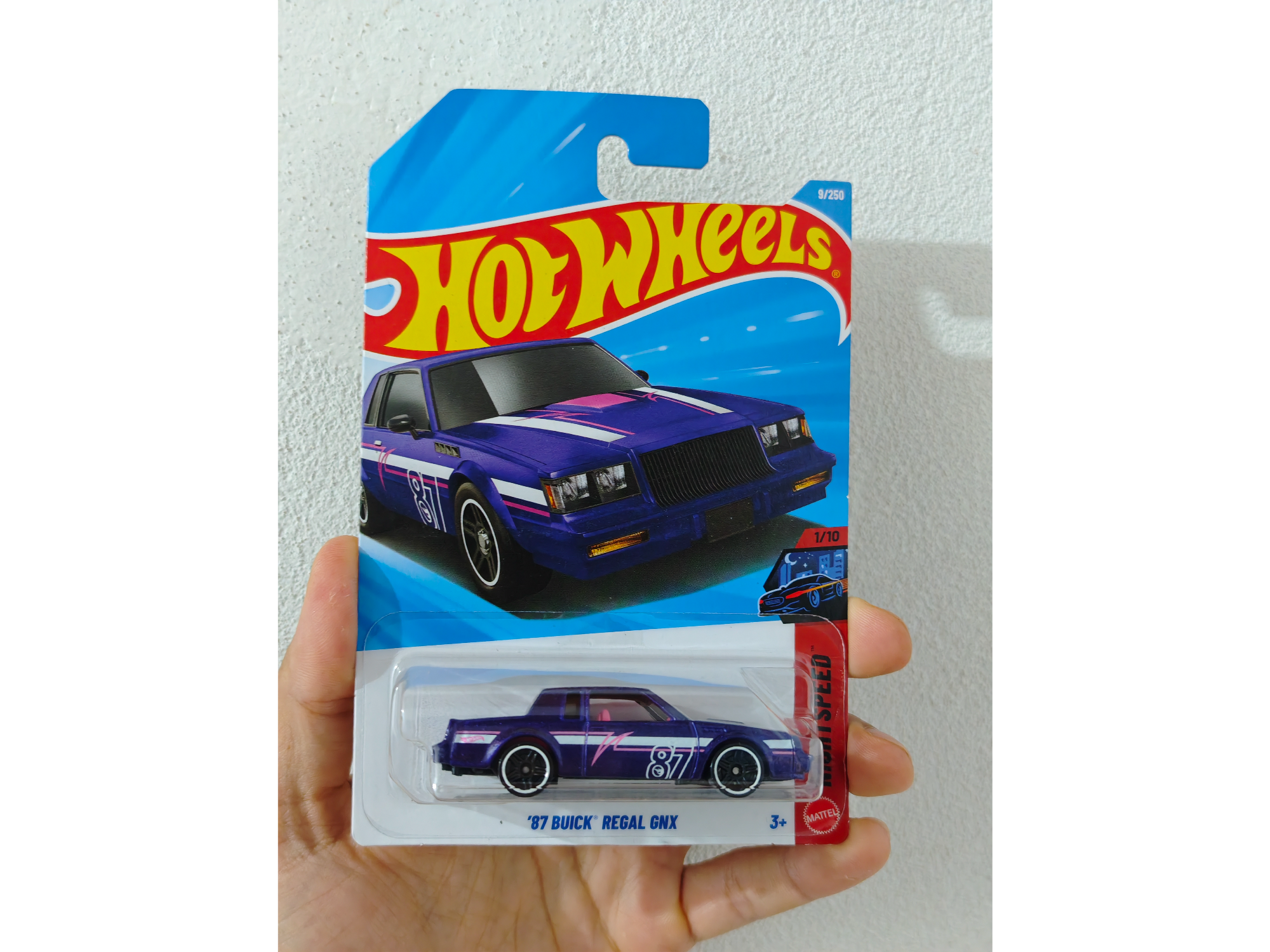 Buick Regal GNX '87 violeta TH Lote A 2026