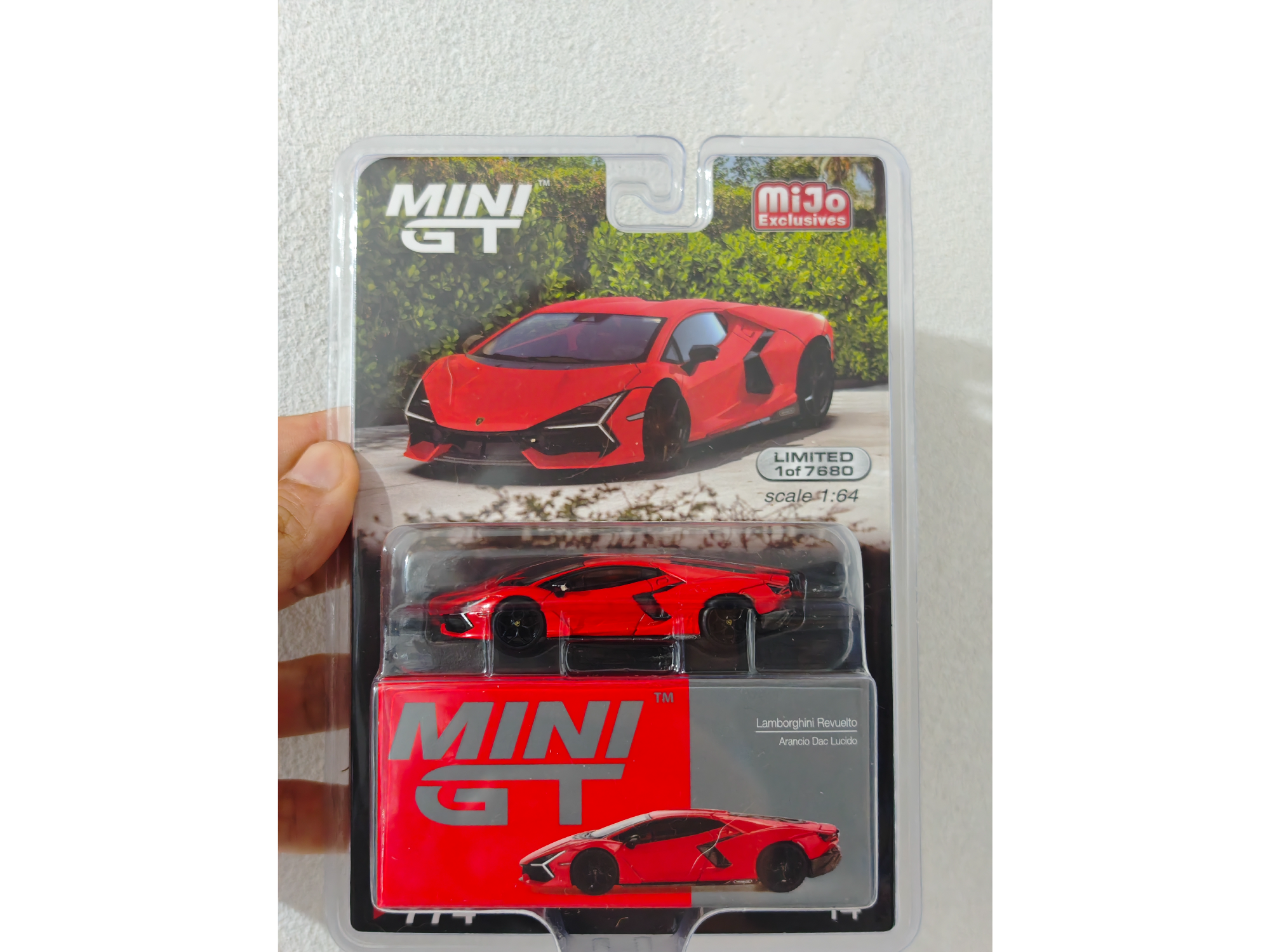 Lamborghini revuelto rojo