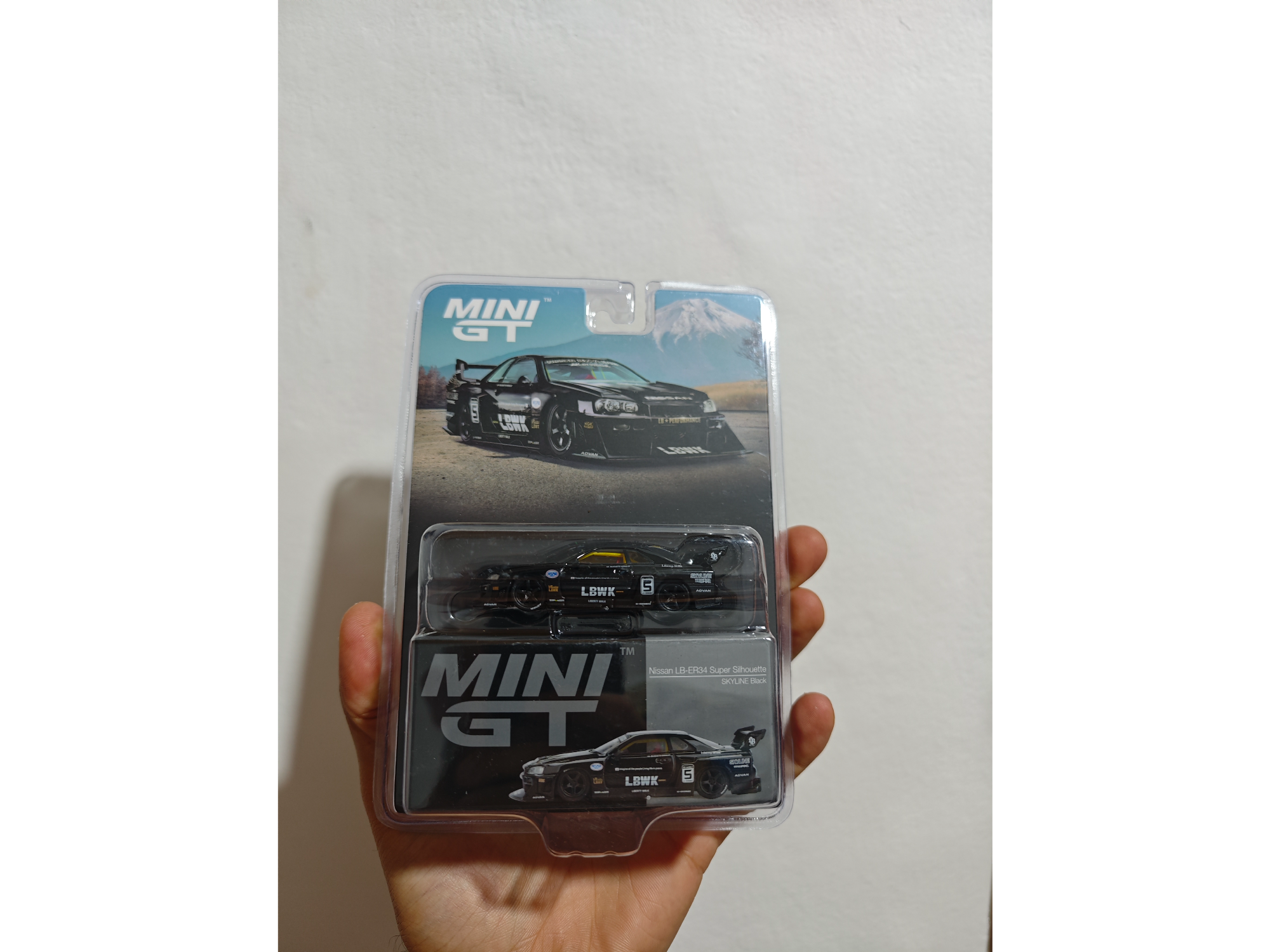 Nissan Skyline R34 LBWK negro