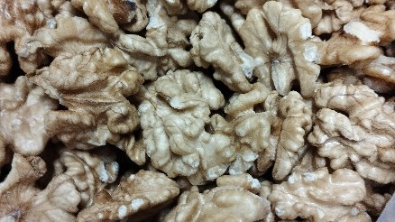 Nueces Peladas