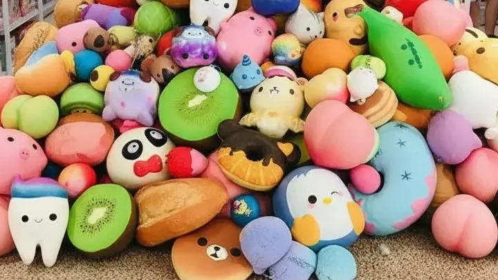SQUISHYS