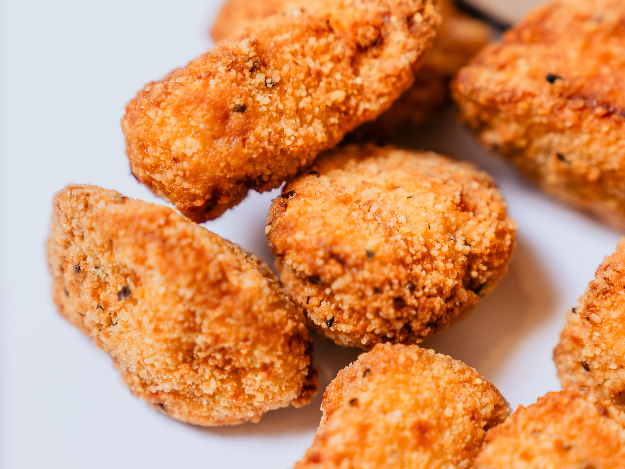 Nuggets de pollo  con papas fritas