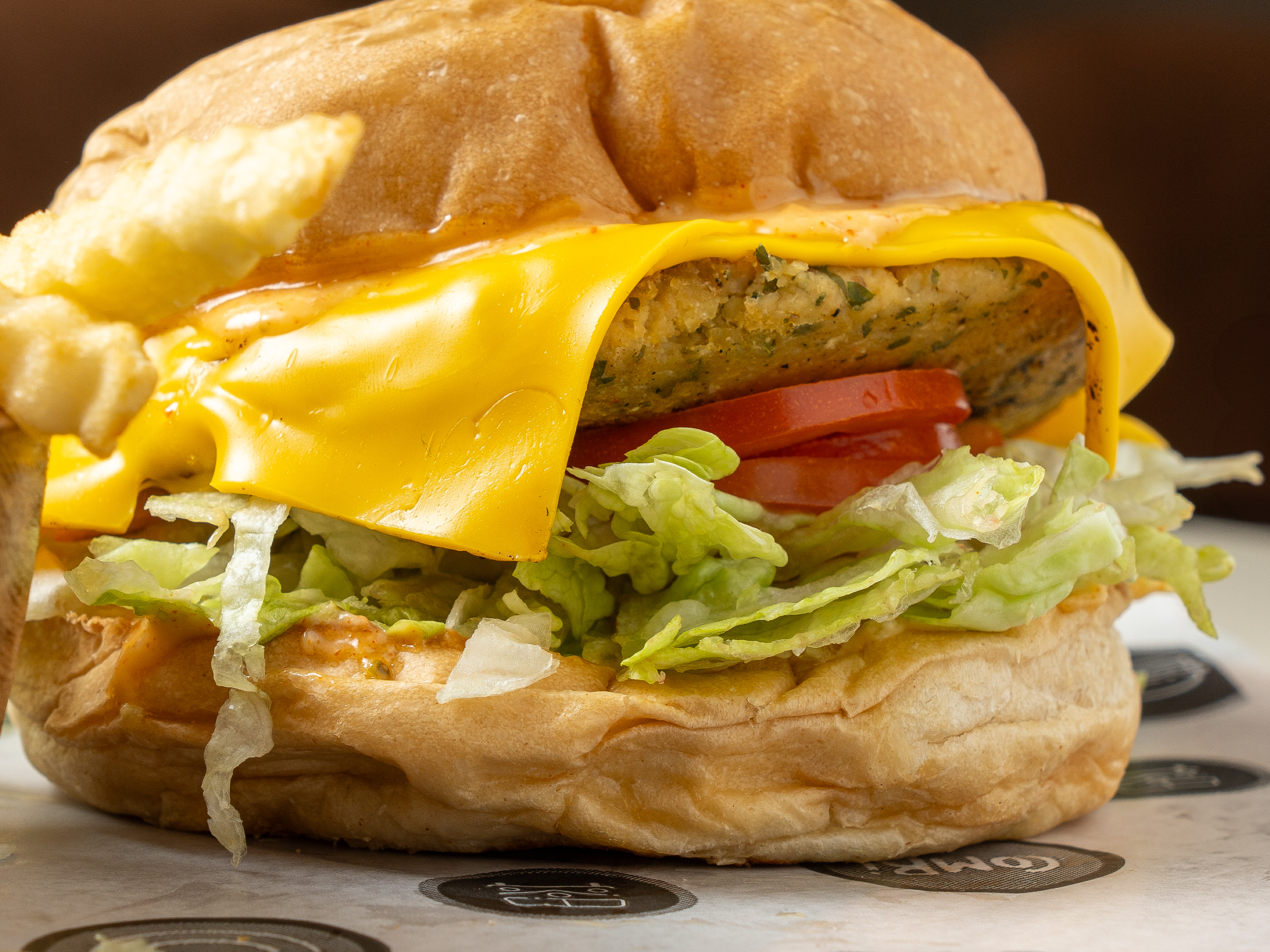 Burger Green (Veggie) + Papas + Lata