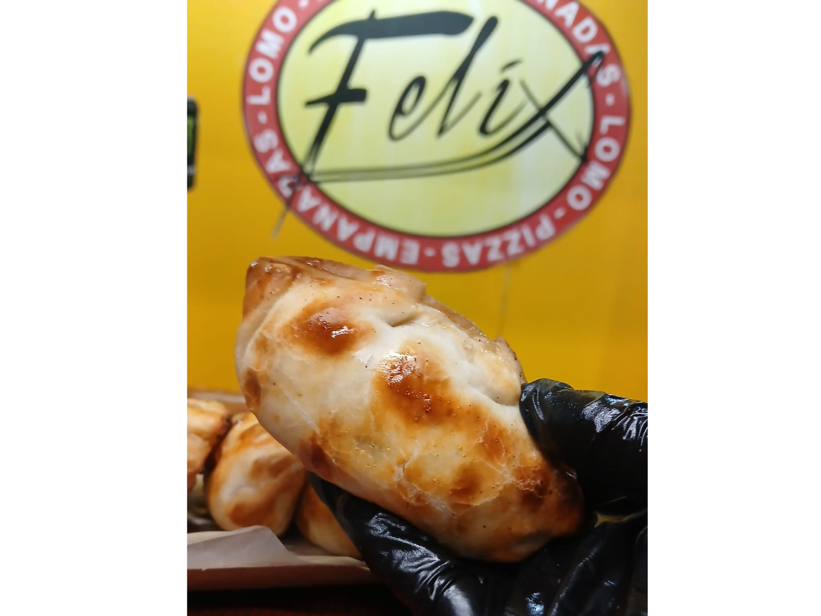 EMPANADAS CRIOLLAS SALADAS