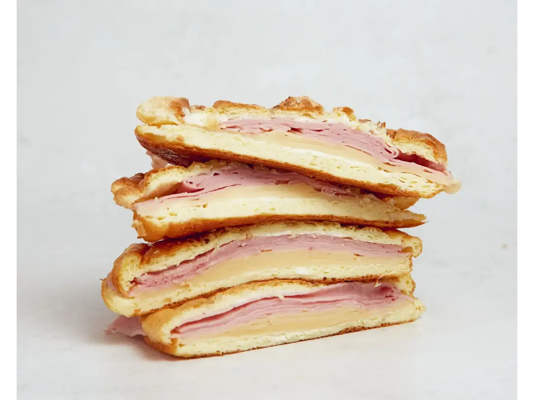 SANDWICH DE PAN NUBE