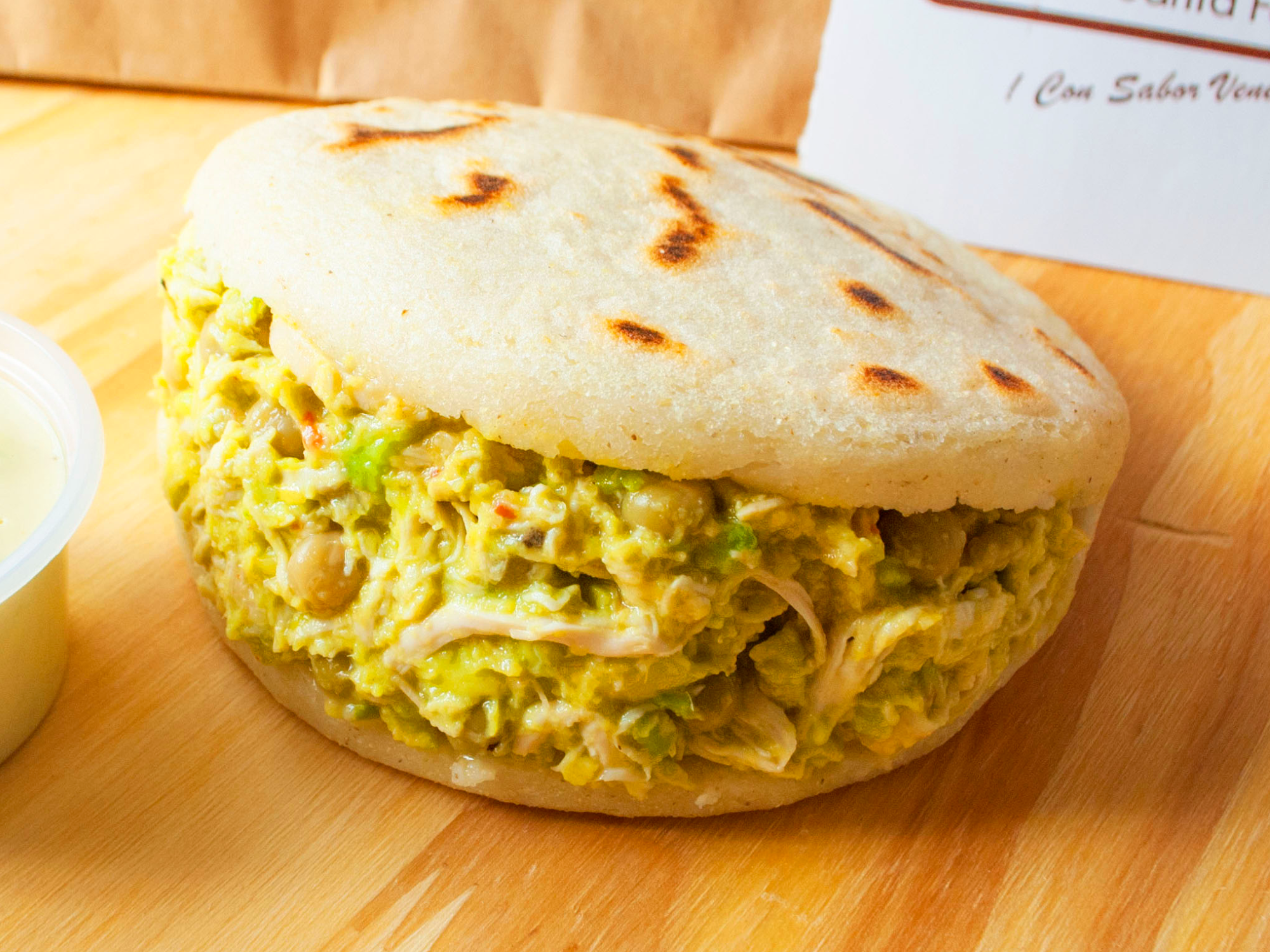 Arepa Reina Pepiada