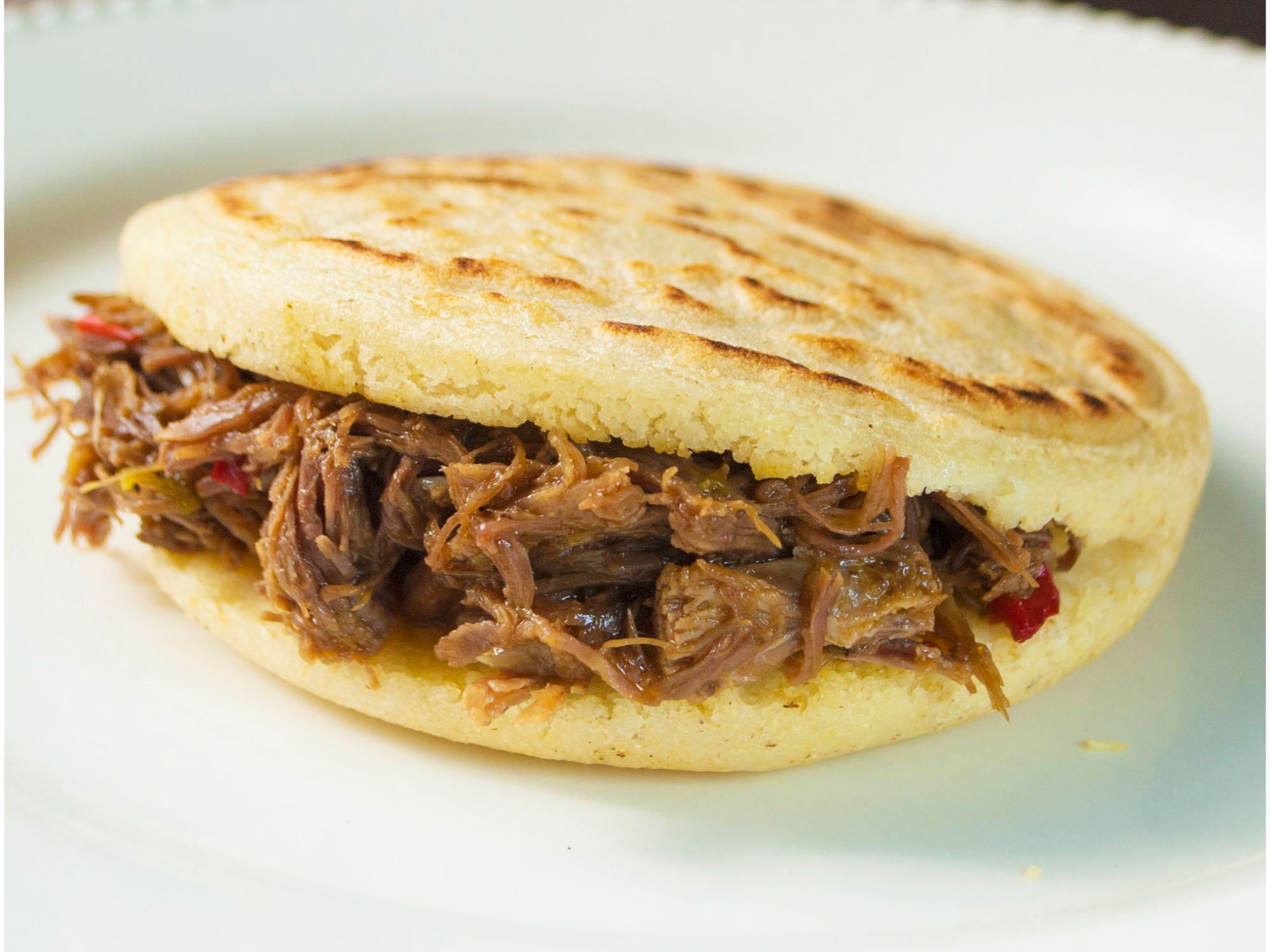 Arepa Mechada de arepazosantafe