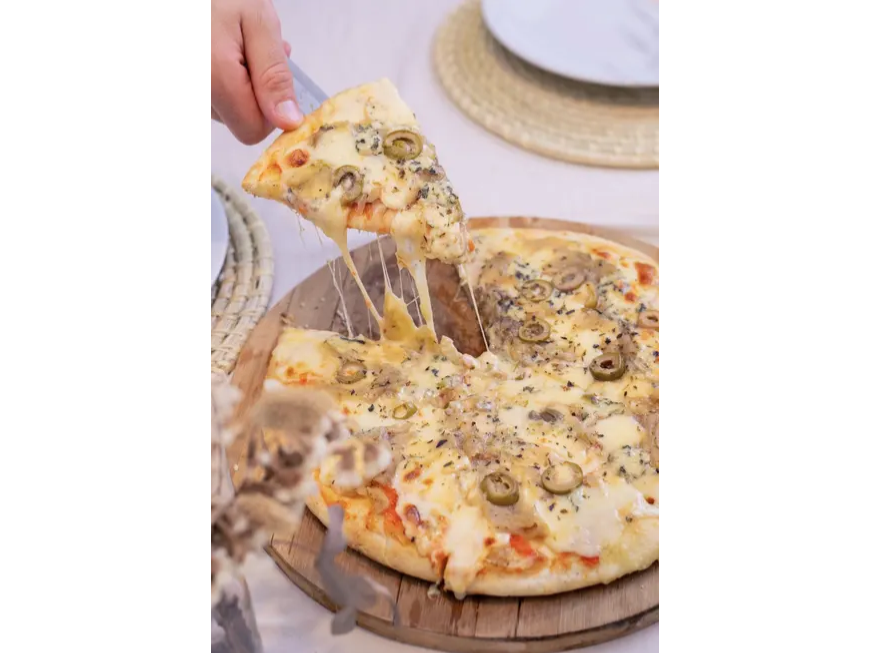 Pizza muzza y Roquefort