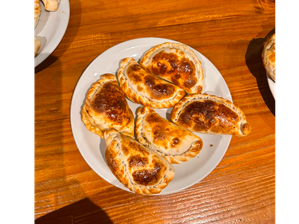 Media Docena de Empanadas de Da Luigi