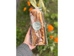 Budin sin azúcar con dulce de leche y coco