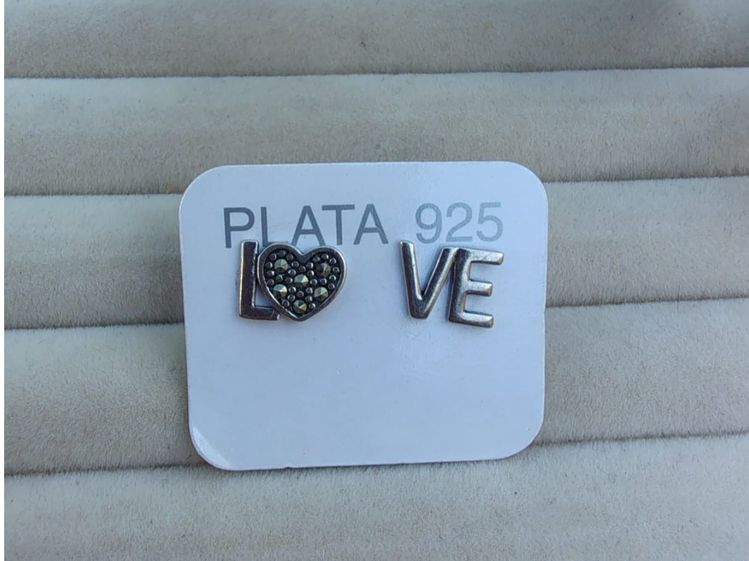 Aritos Love marquesitas