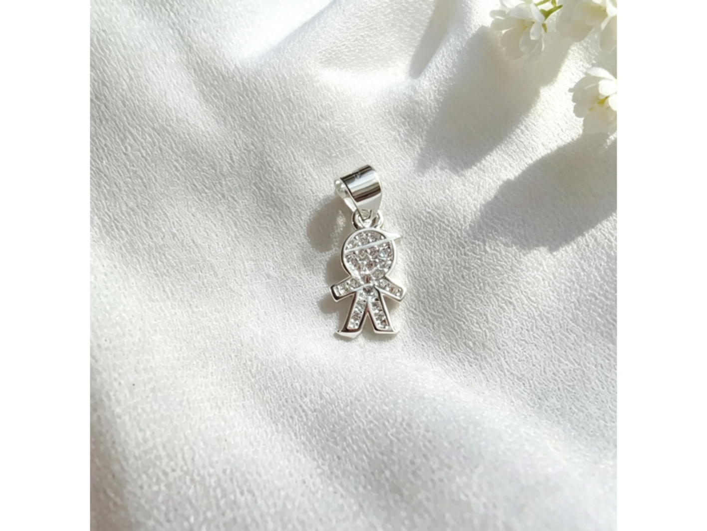 Dije nene con Strass DS001NE