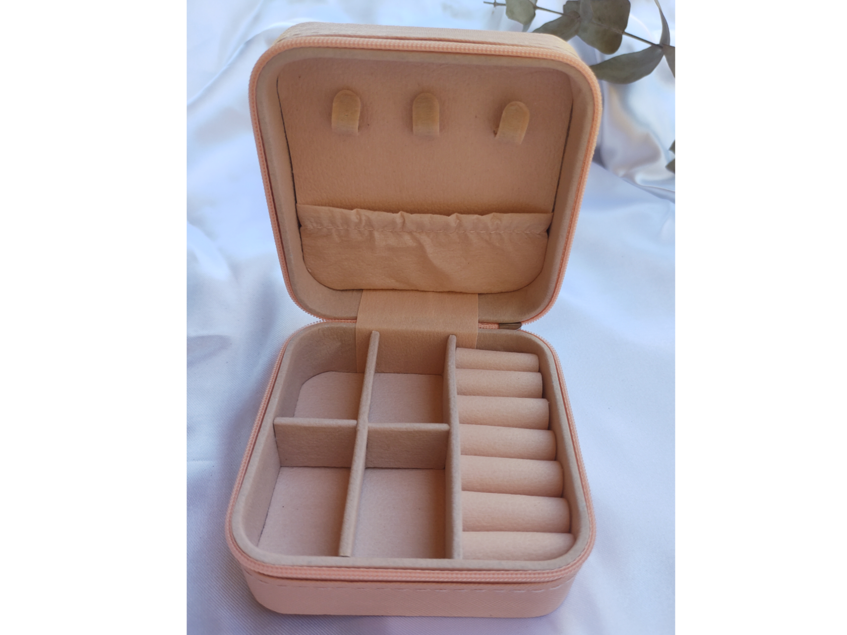 Alhajero cuadrado AL001