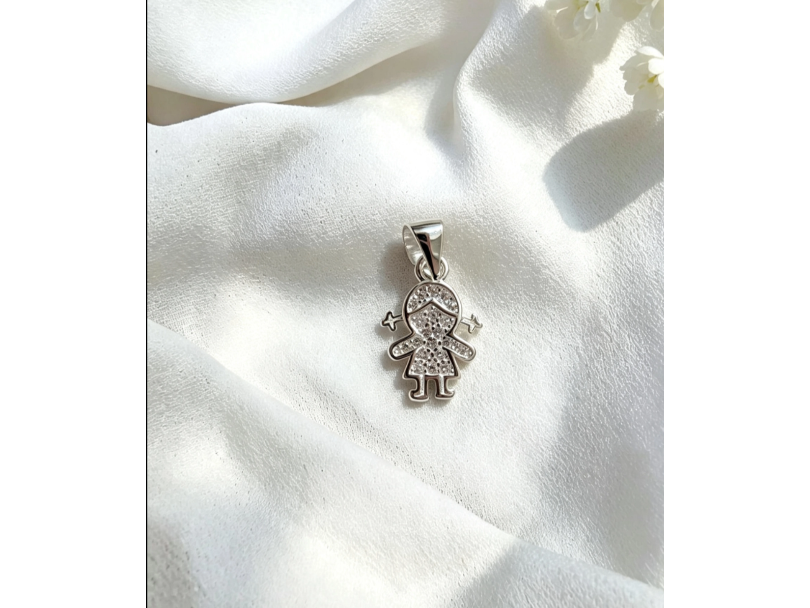 Dije nena con Strass DS002NA
