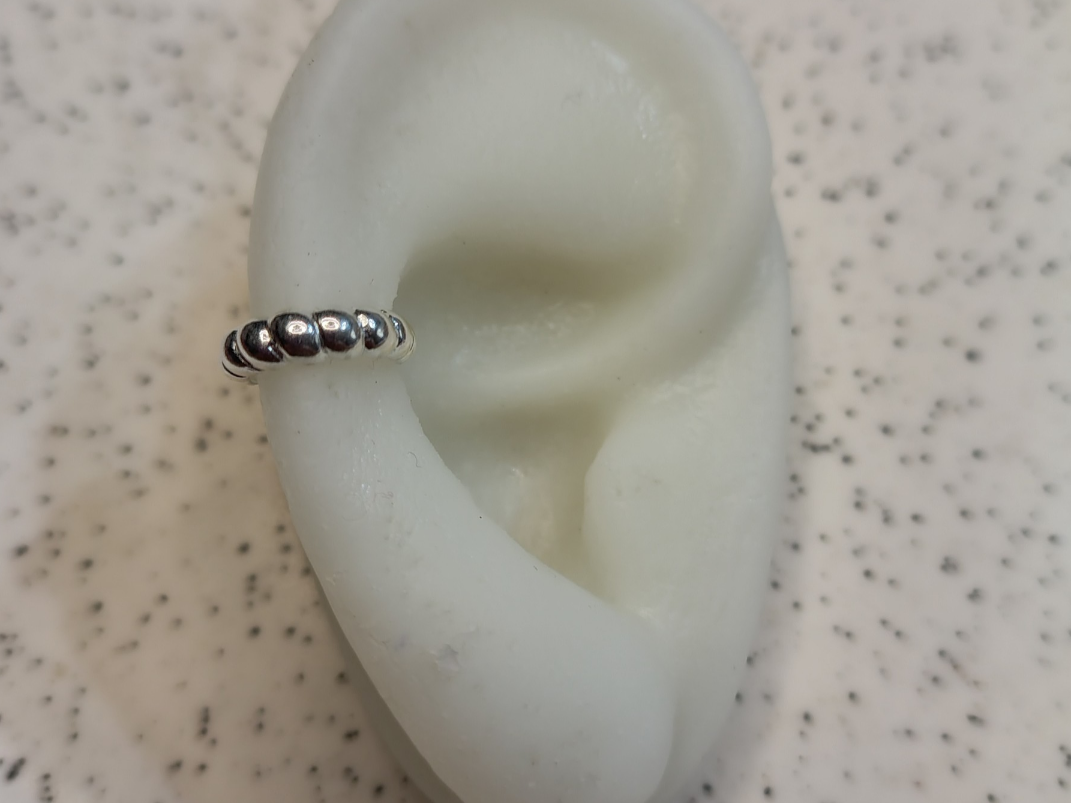 Cuff bolitas