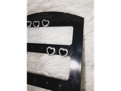 Corazon negro con strass