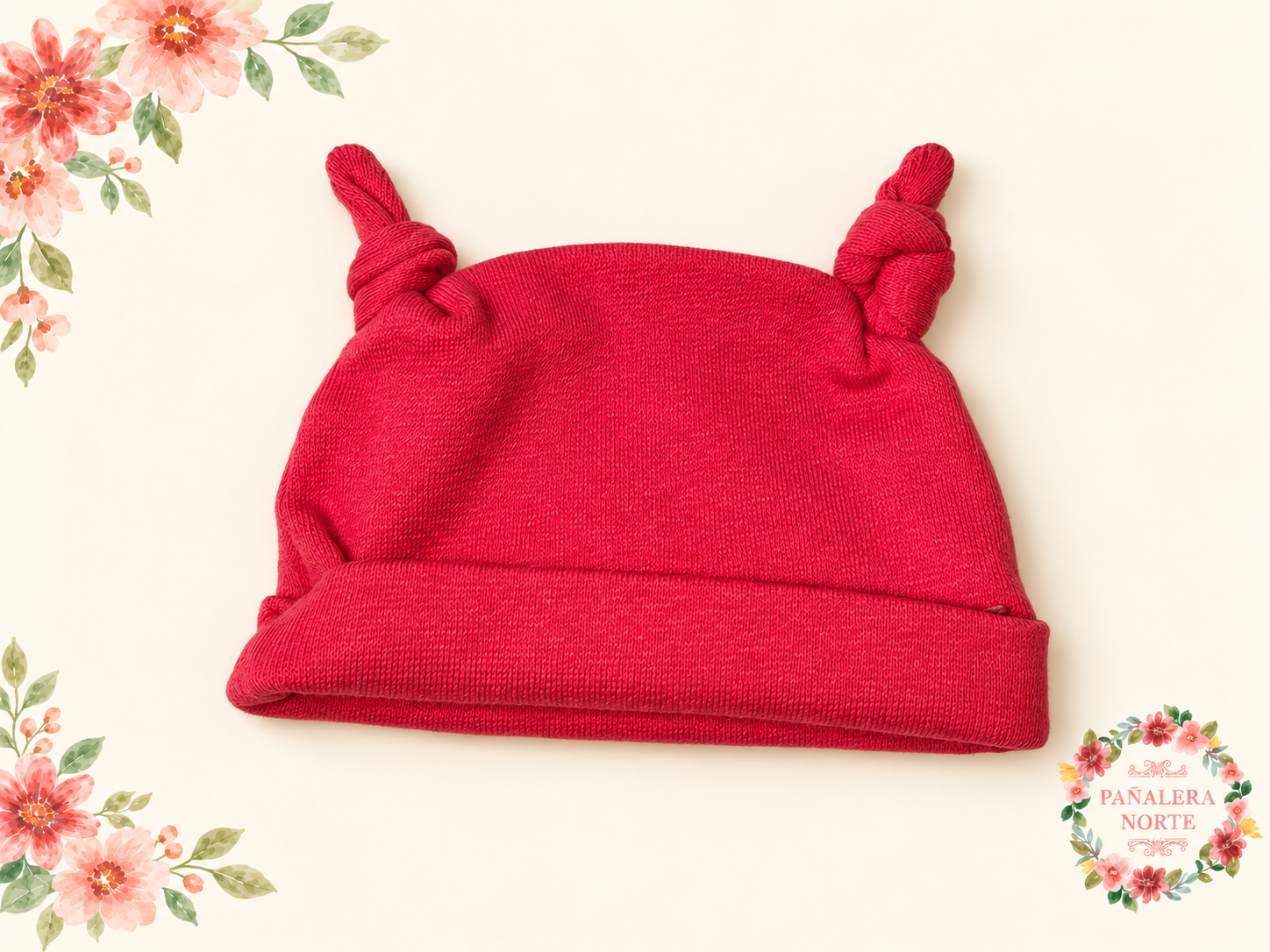 Gorrito con 2 nuditos de interlock