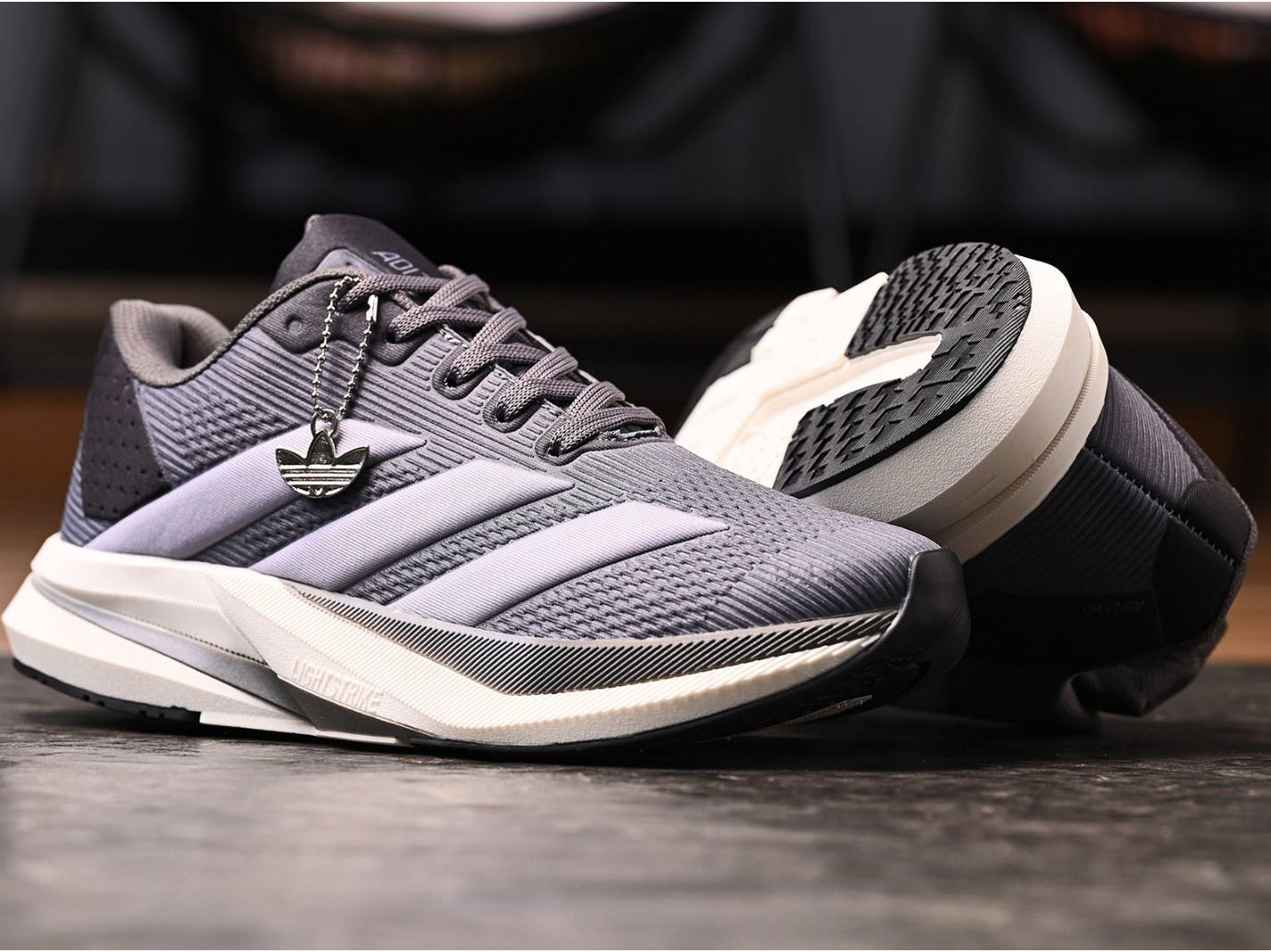 Adidas Duramo 1000 Gris Blanco