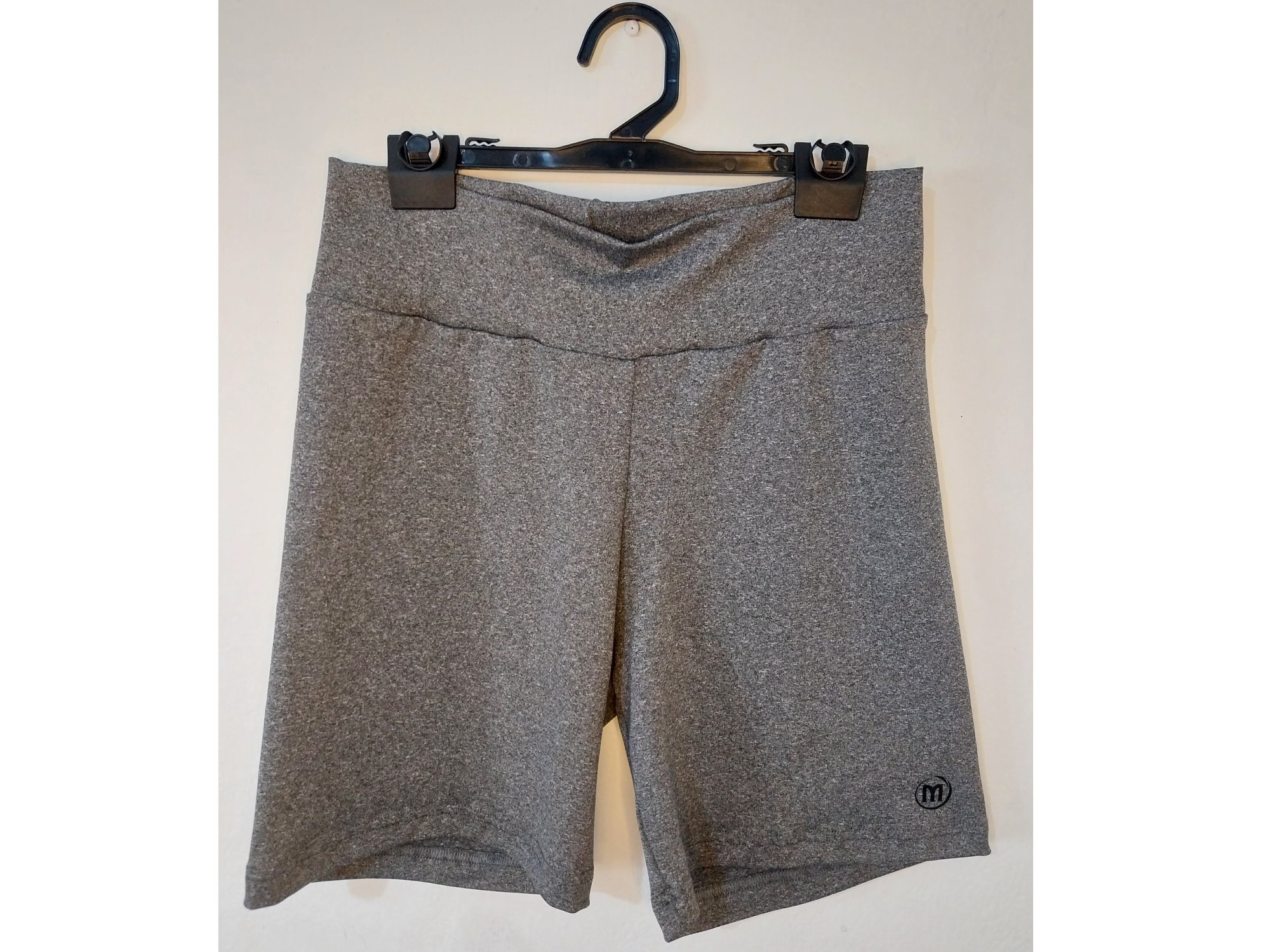 Shorts calza media pierna talle L